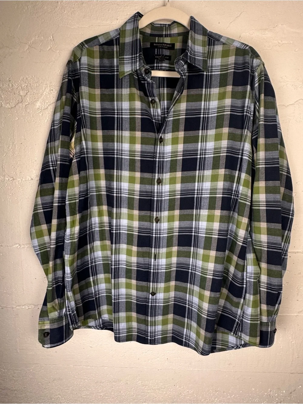 banana republic Luxe Flannel Camden Fit Button down Shirt Men’s L Plaid Green